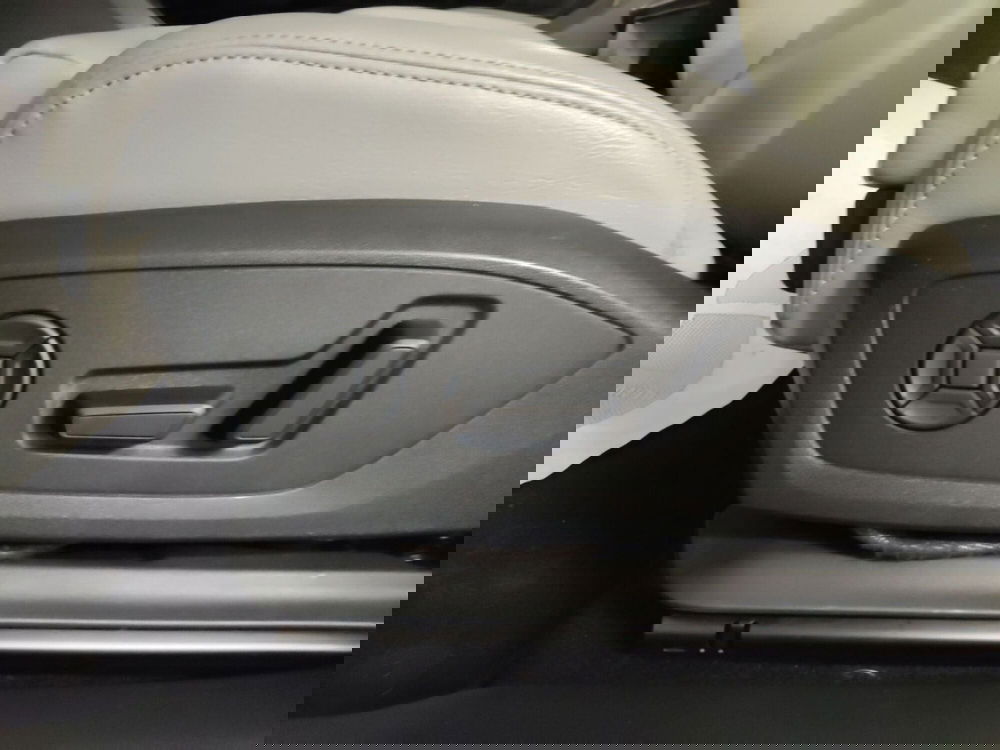 Audi Q4 Sportback usata a Modena (11)