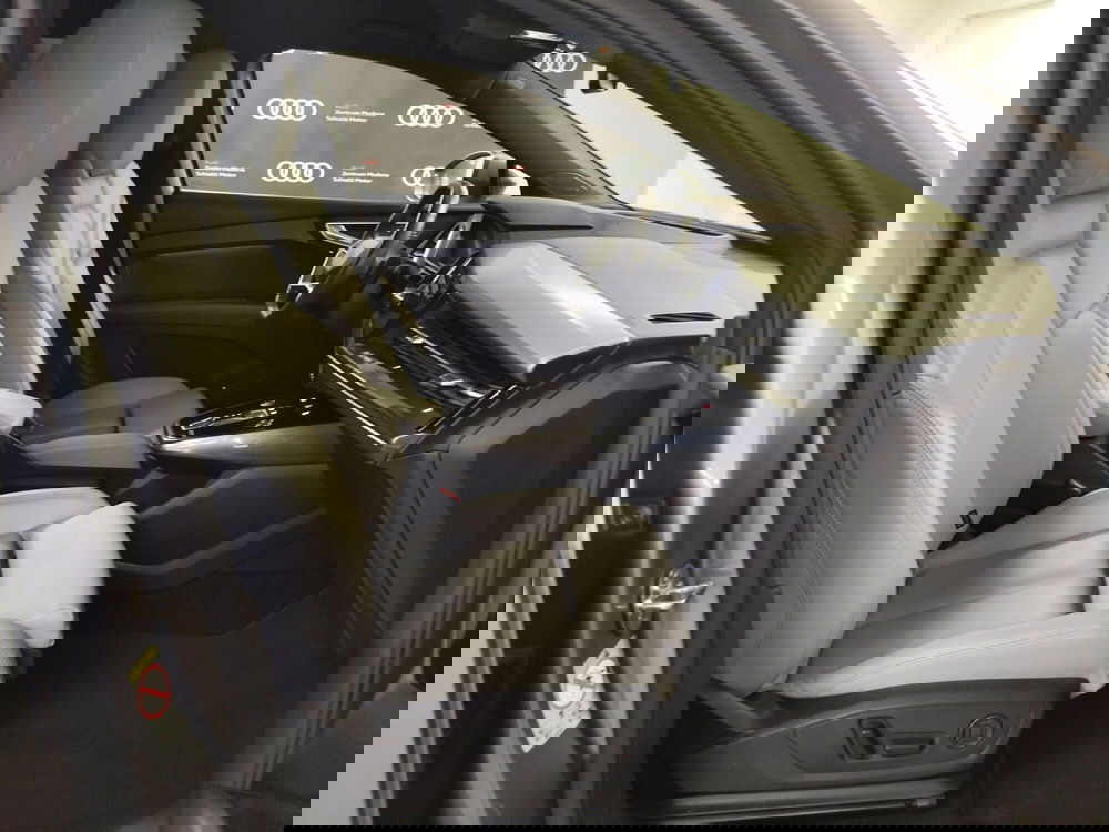 Audi Q4 Sportback usata a Modena (16)