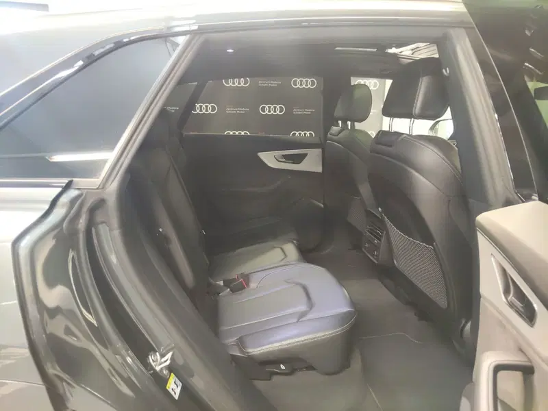 Audi Q8 usata a Modena (16)