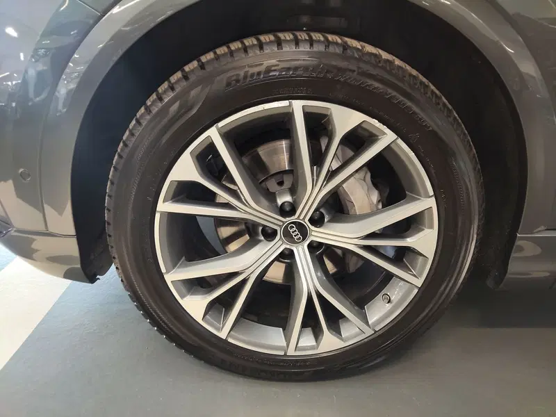 Audi Q8 usata a Modena (6)