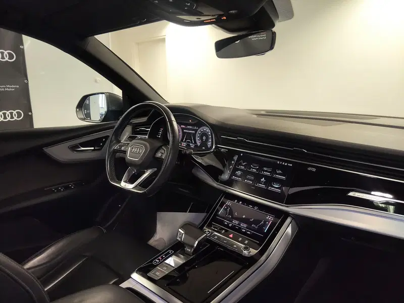 Audi Q8 usata a Modena (8)