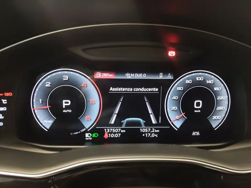 Audi Q8 usata a Modena (9)