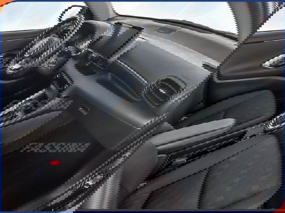 Toyota Yaris usata a Milano (12)