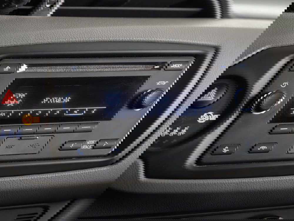 Toyota Yaris usata a Barletta-Andria-Trani (16)