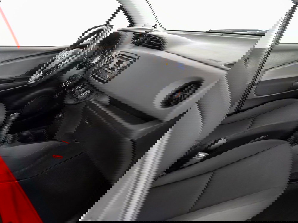 Toyota Yaris usata a Barletta-Andria-Trani (7)