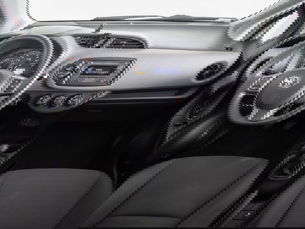 Toyota Yaris usata a Barletta-Andria-Trani (9)