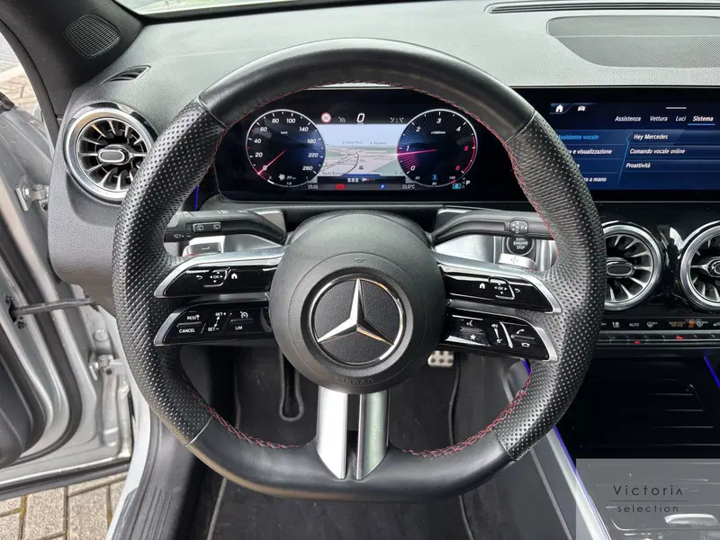 Mercedes-Benz GLB usata a Brescia (10)