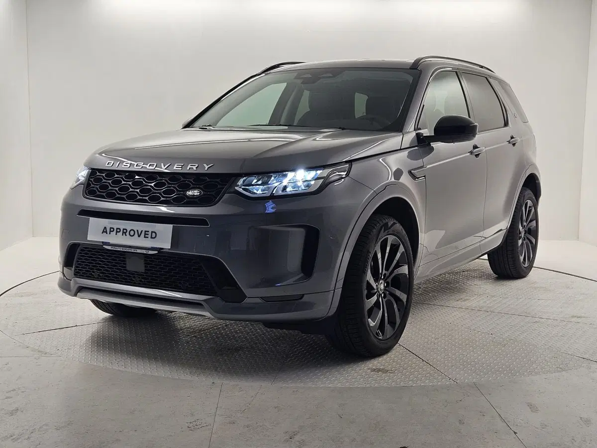 Land Rover Discovery Sport usata a Bergamo