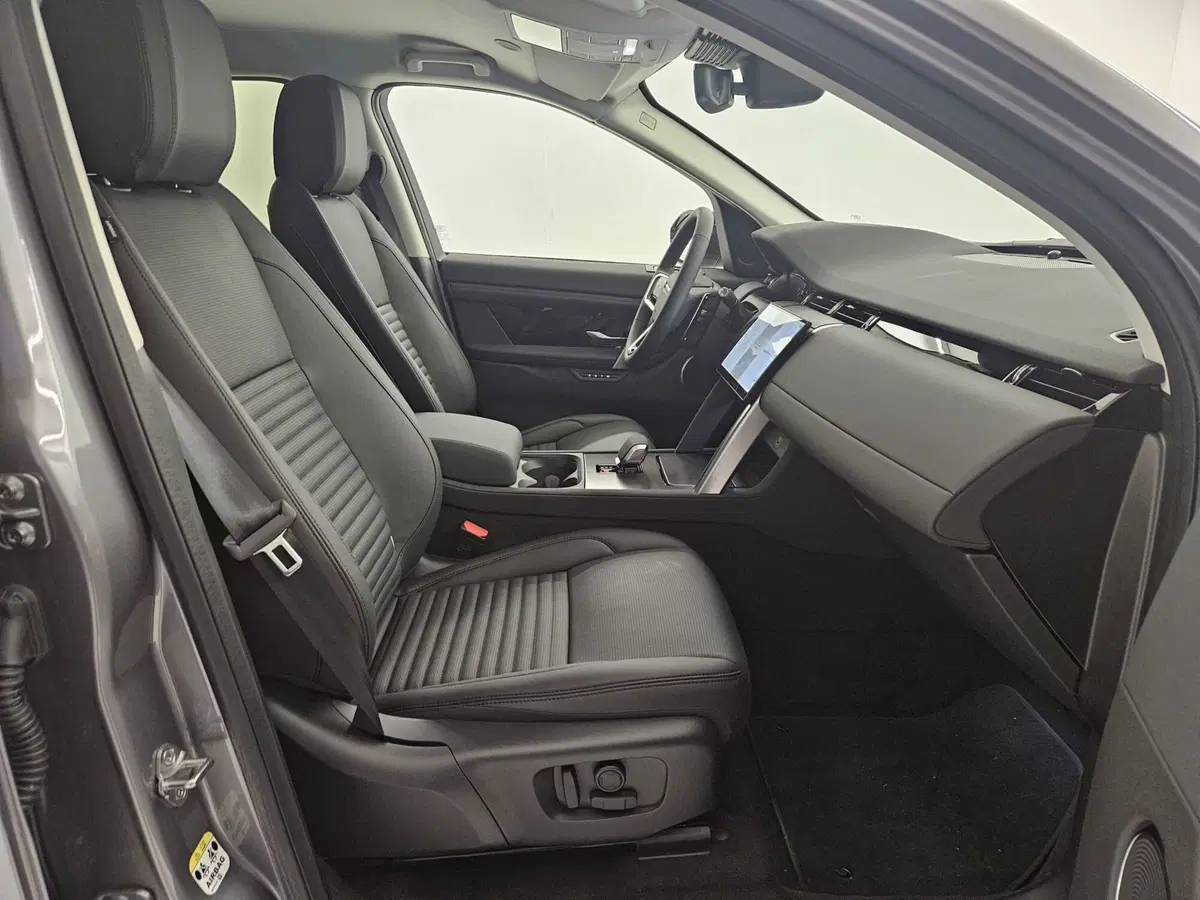 Land Rover Discovery Sport usata a Bergamo (3)