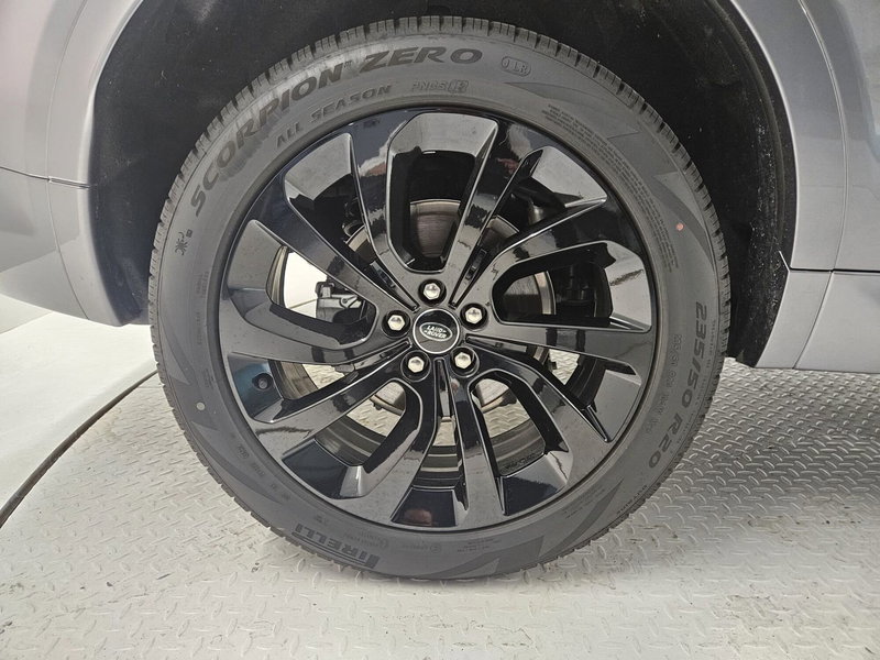 Land Rover Discovery Sport usata a Bergamo (9)