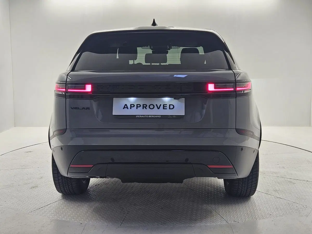 Land Rover Range Rover Velar nuova a Bergamo (7)