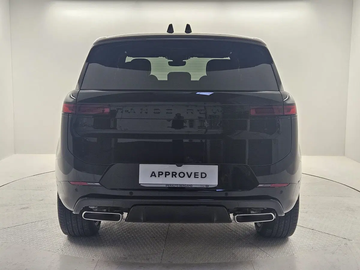 Land Rover Range Rover Sport nuova a Bergamo (6)