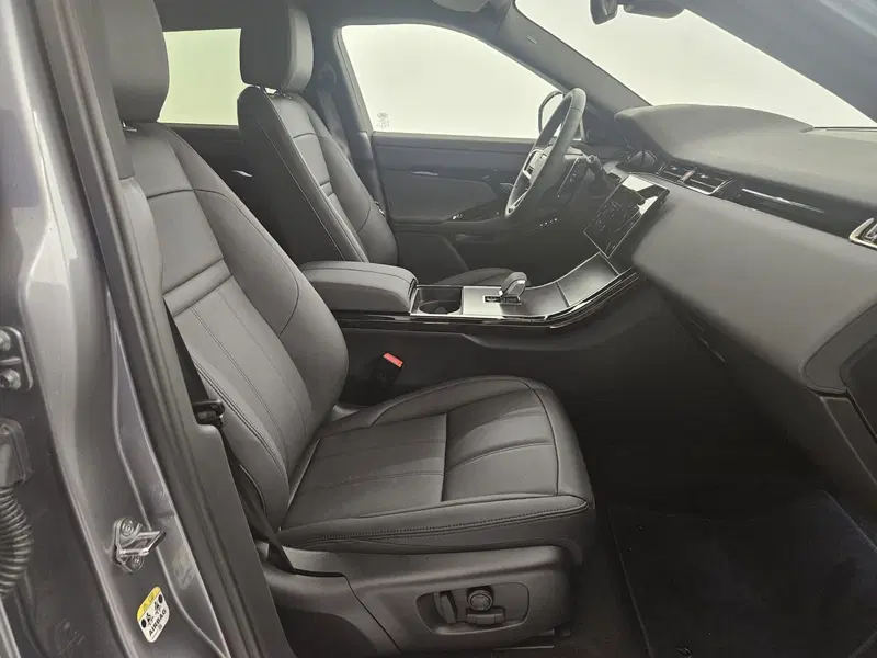 Land Rover Range Rover Evoque nuova a Bergamo (3)