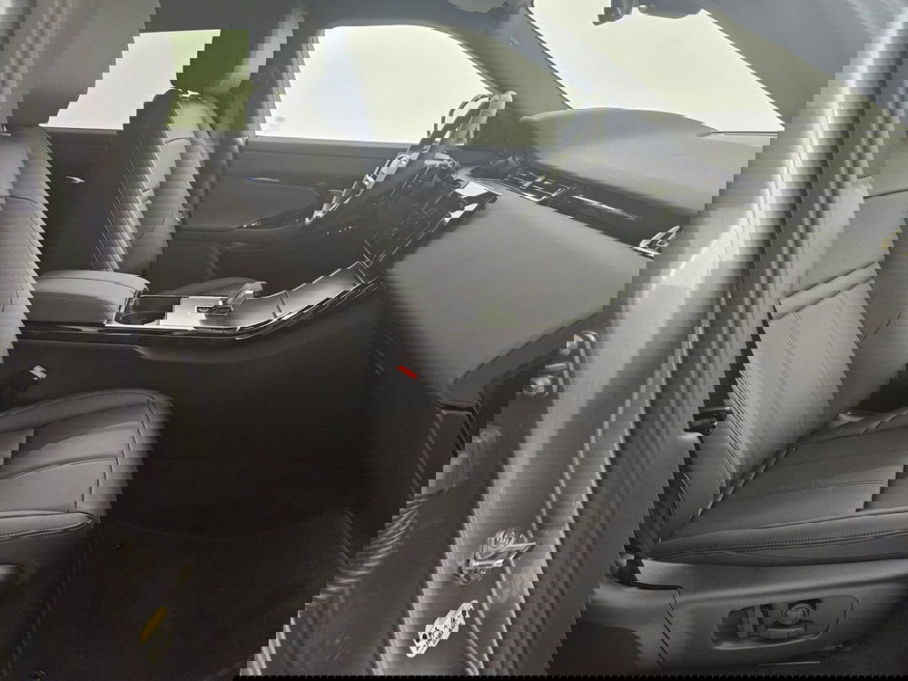 Land Rover Range Rover Evoque nuova a Bergamo (3)