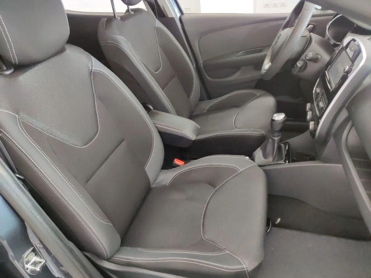 Renault Clio usata a Arezzo (14)