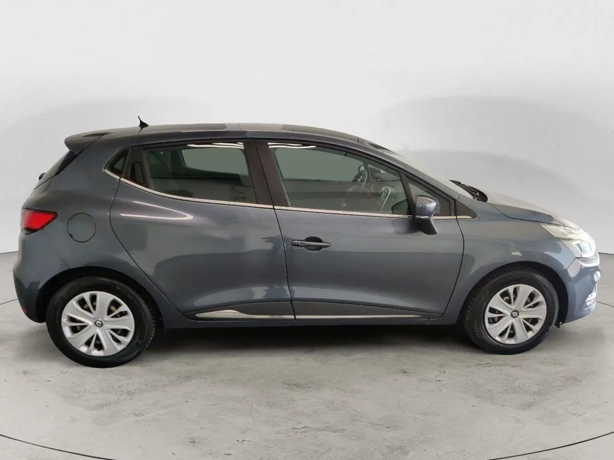 Renault Clio usata a Arezzo (7)