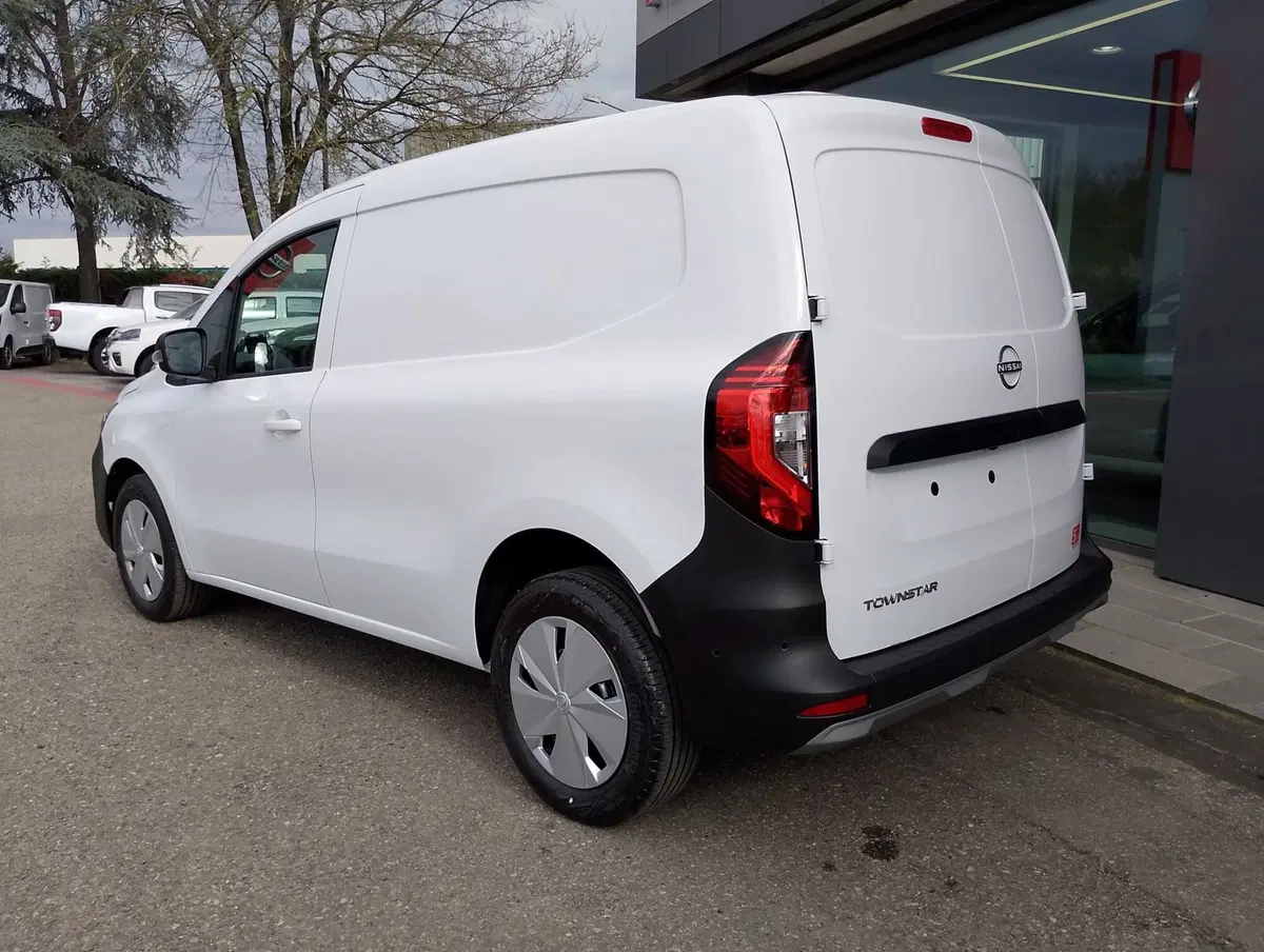 Nissan Townstar nuova a Modena (5)