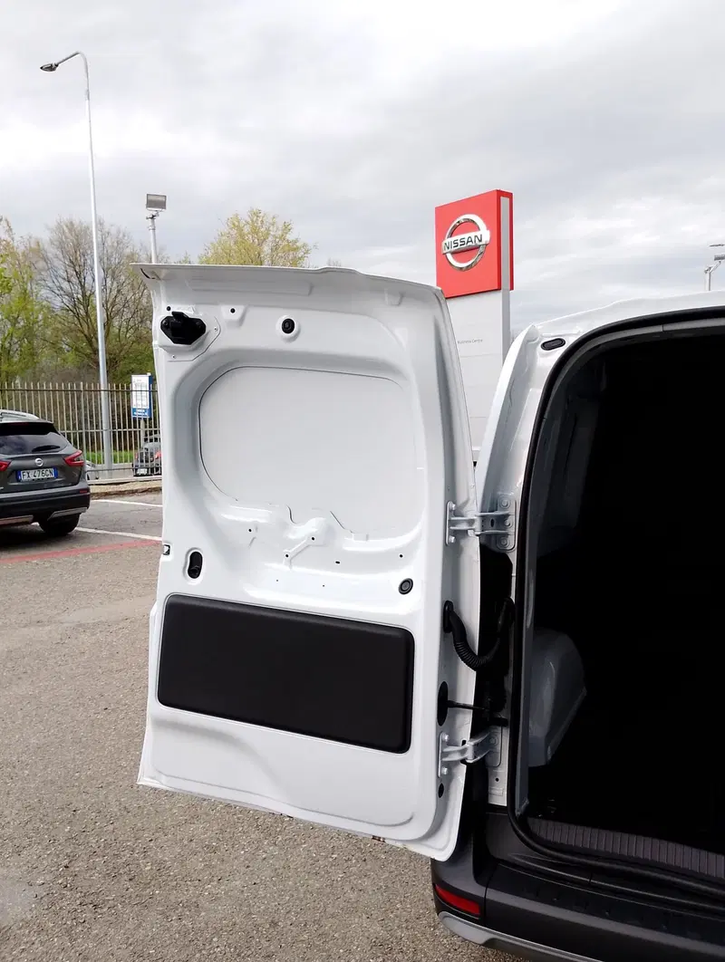 Nissan Townstar nuova a Modena (8)