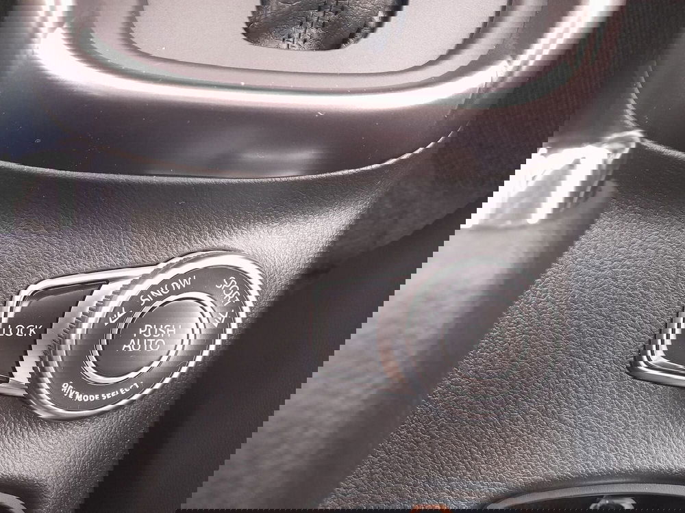 Suzuki S-Cross nuova a Chieti (6)