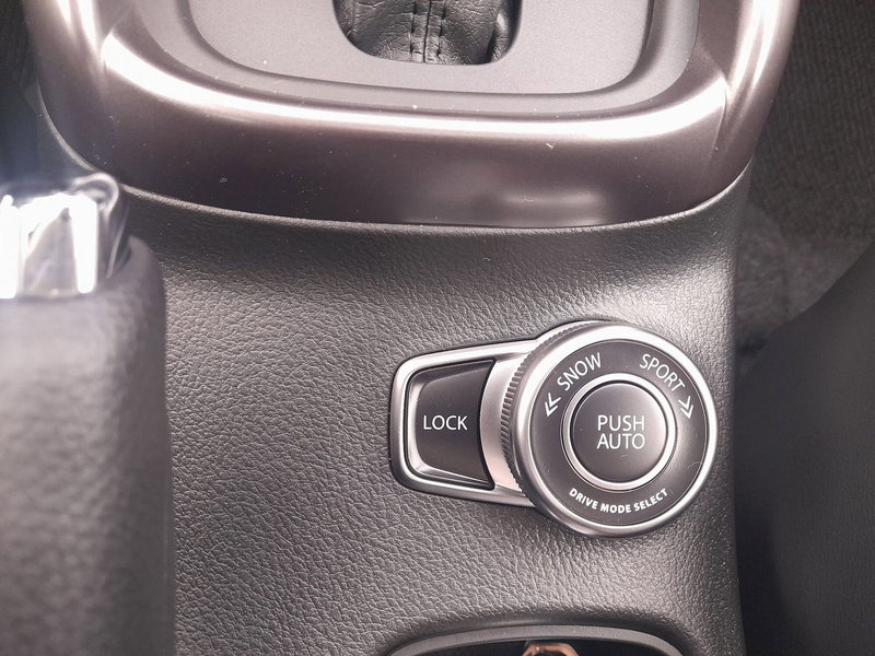 Suzuki S-Cross nuova a Chieti (6)