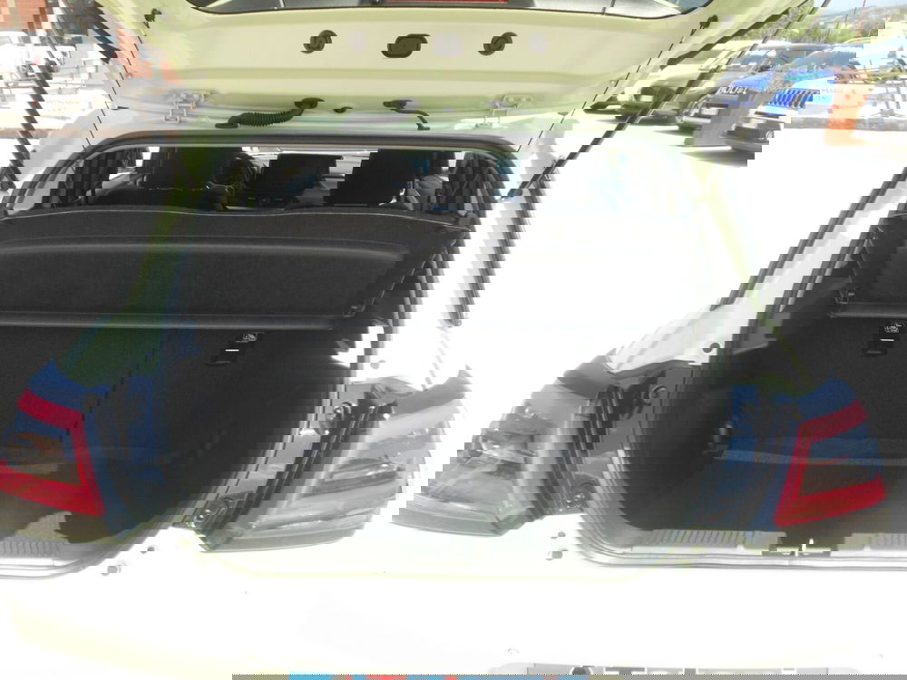 Suzuki Swift nuova a L'Aquila (17)