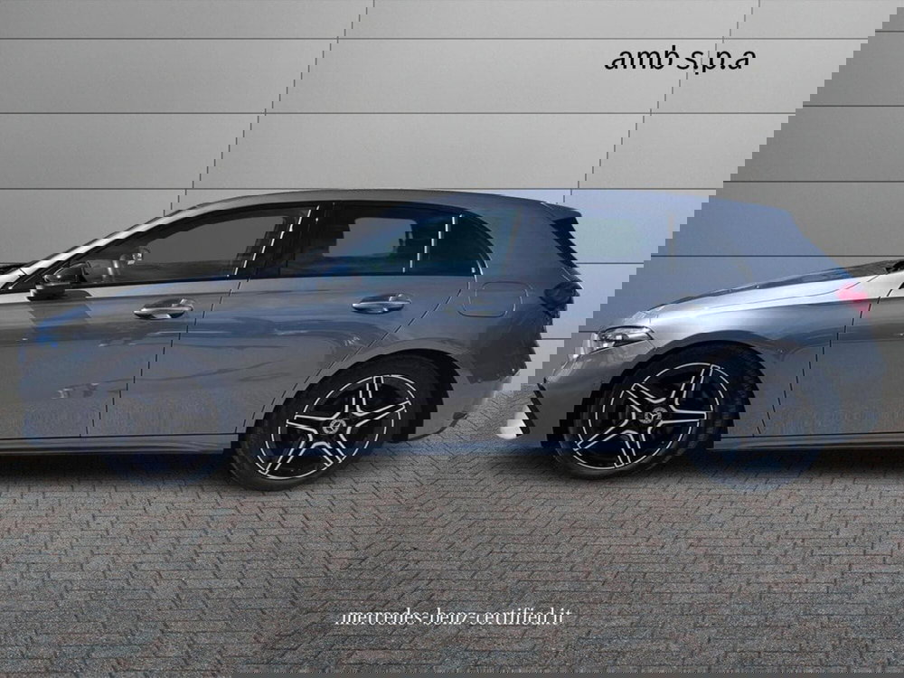 Mercedes-Benz Classe A usata a Napoli (6)