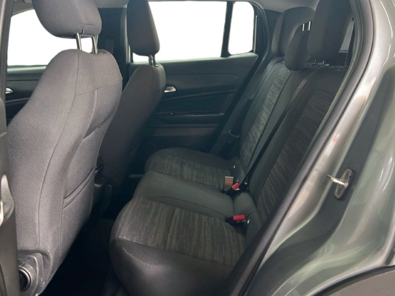 Jeep Avenger usata a Roma (11)