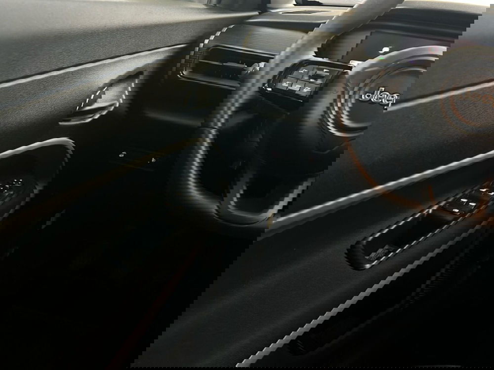 Jeep Avenger usata a Roma (13)