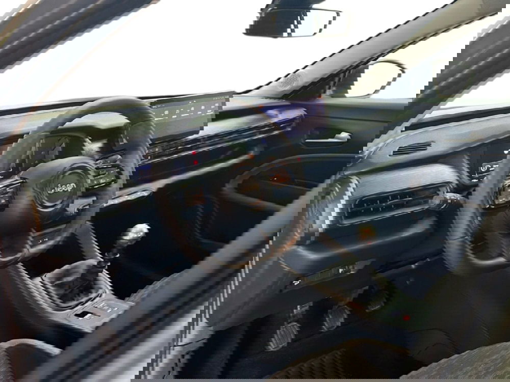 Jeep Avenger usata a Roma (15)