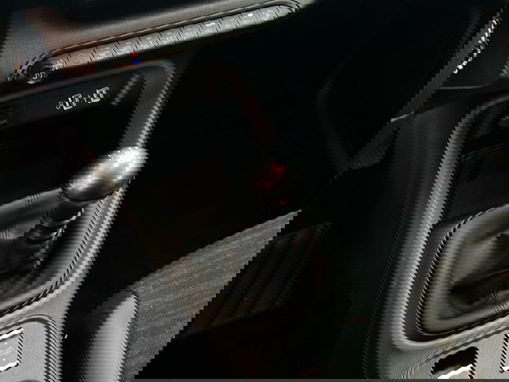 Jeep Avenger usata a Roma (16)