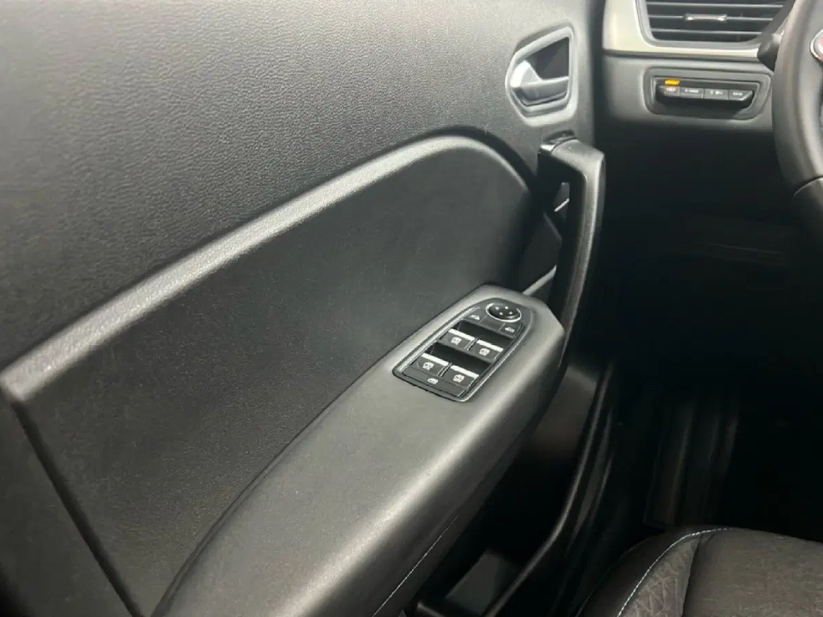 Renault Symbioz usata a Roma (12)