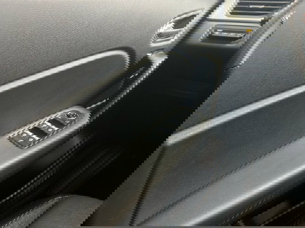 Renault Symbioz usata a Roma (12)