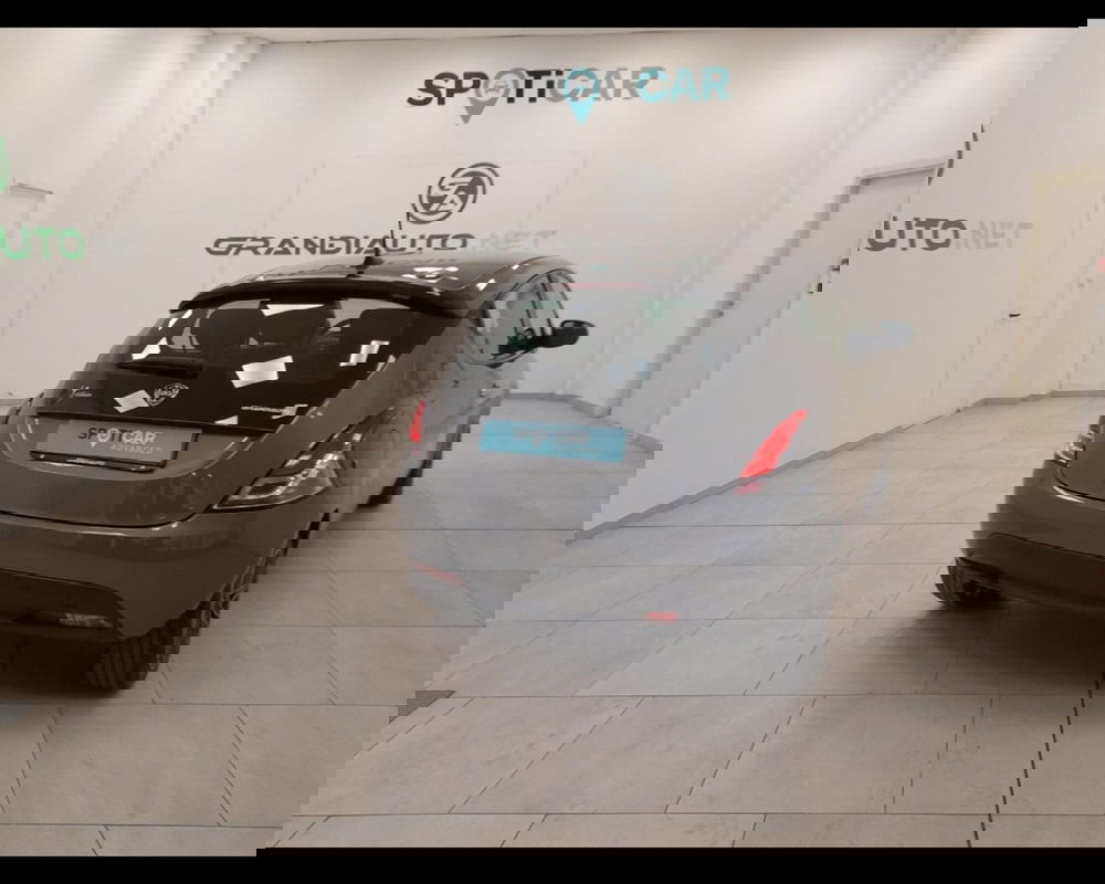 Lancia Ypsilon usata a Alessandria (5)