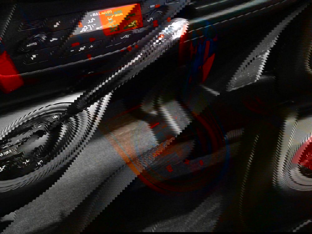 Fiat Doblò usata a Varese (12)