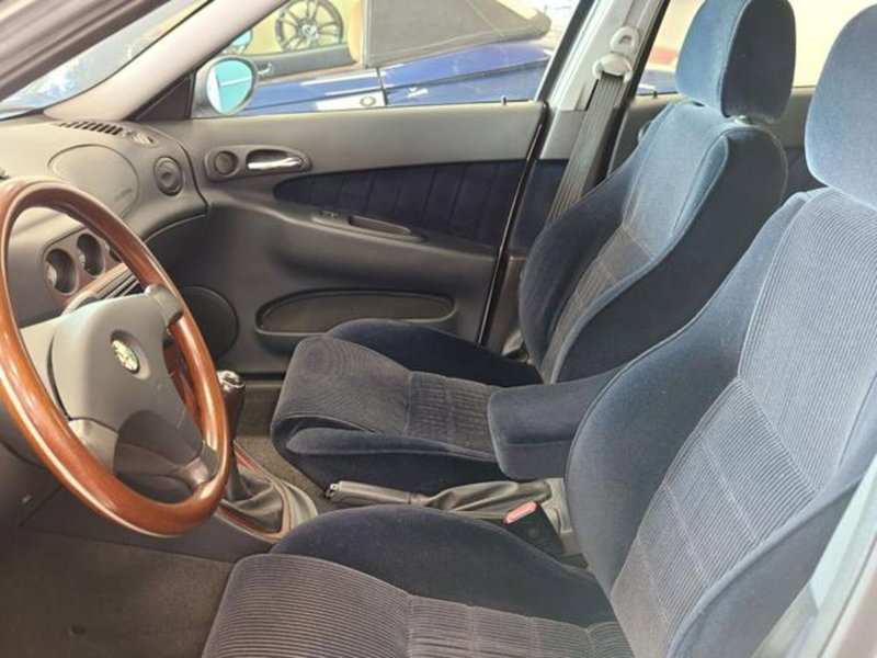 Alfa Romeo 156 usata a Varese (7)