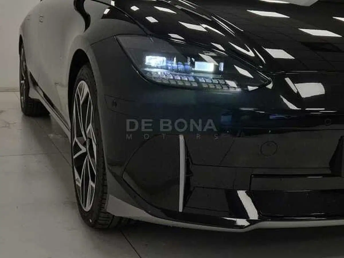 Hyundai Ioniq 6 nuova a Vicenza (15)