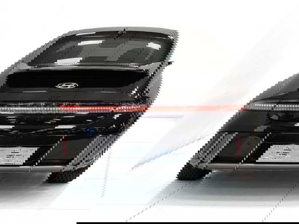 Hyundai Ioniq 6 nuova a Vicenza (4)