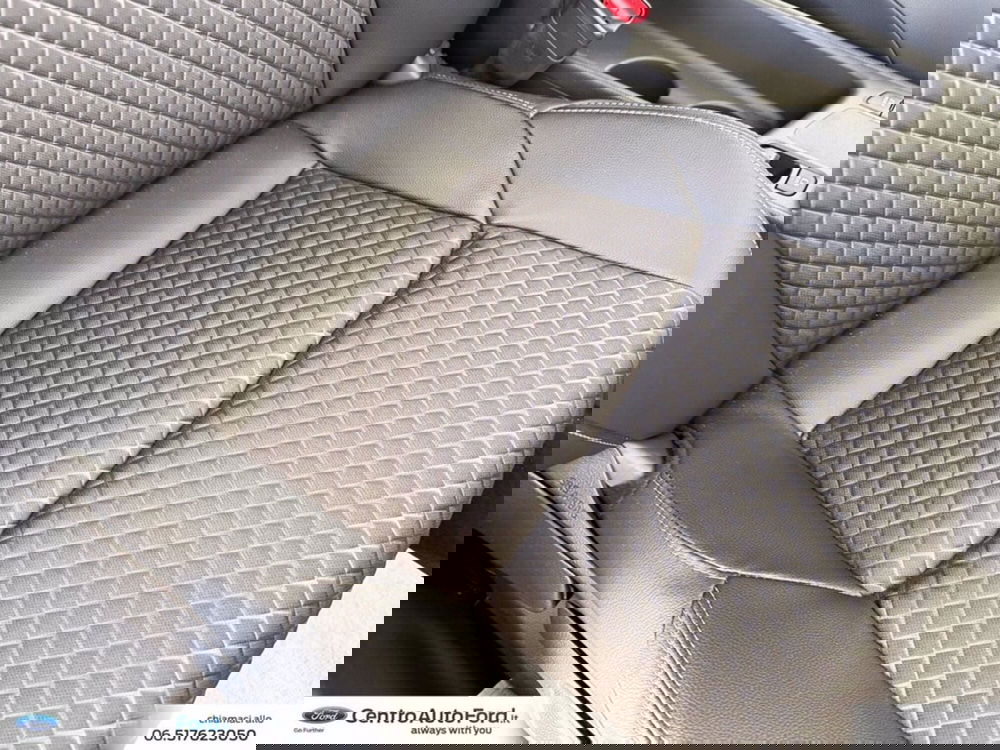 Mazda Mazda2 Hybrid nuova a Roma (8)