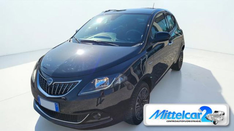 Lancia Ypsilon usata a Udine