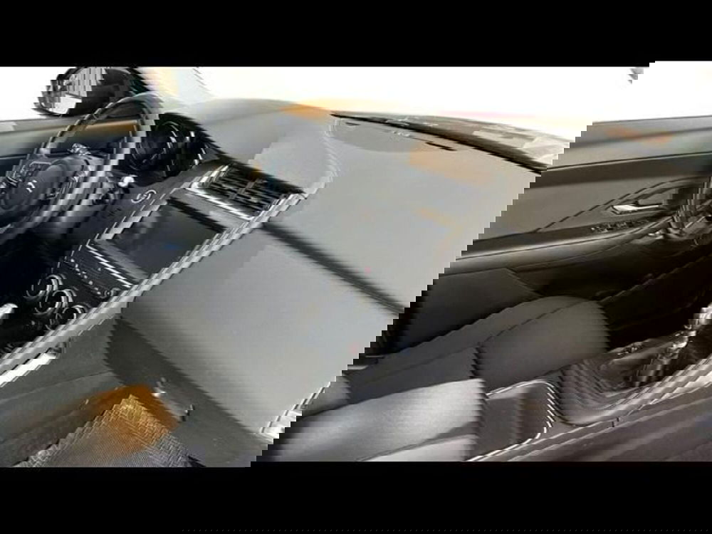 Jaguar E-Pace usata a Firenze (11)