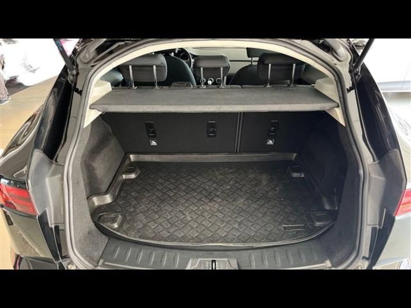 Jaguar E-Pace usata a Firenze (5)