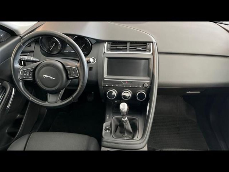 Jaguar E-Pace usata a Firenze (7)