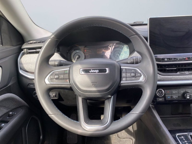 Jeep Compass usata a Milano (13)
