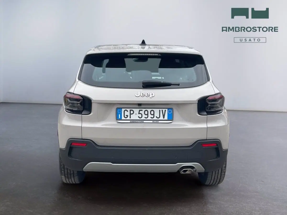 Jeep Avenger usata a Milano (6)