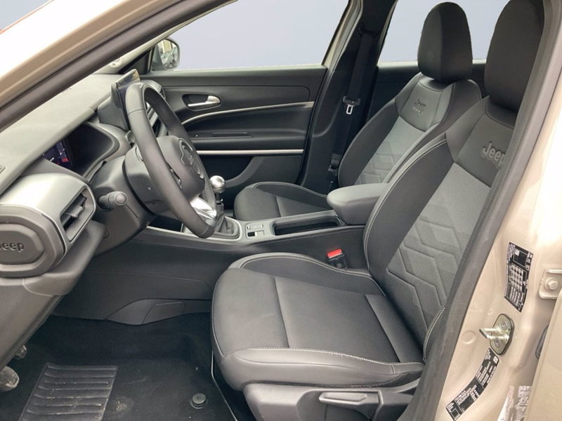 Jeep Avenger usata a Milano (9)