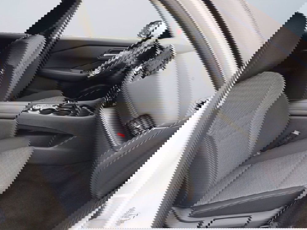 Nissan X-Trail usata a Milano (11)