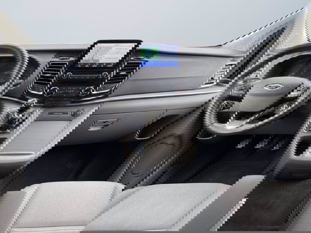 Ford Tourneo Custom usata a Milano (12)