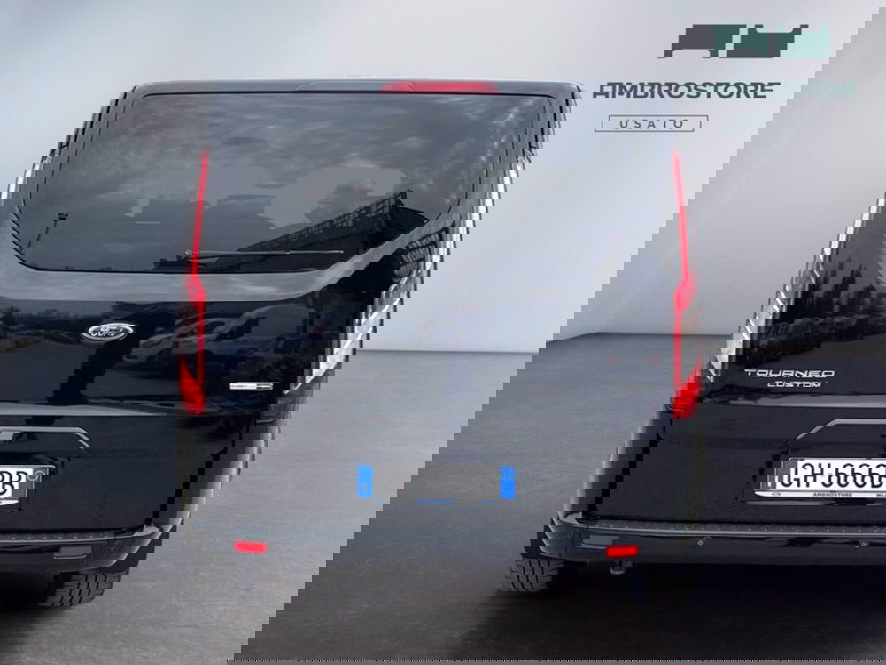 Ford Tourneo Custom usata a Milano (6)