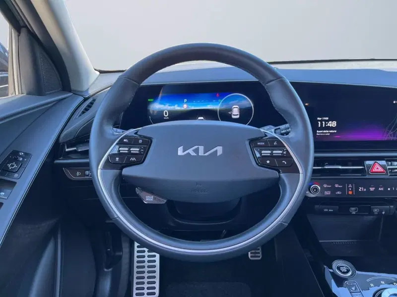 Kia Niro usata a Milano (13)