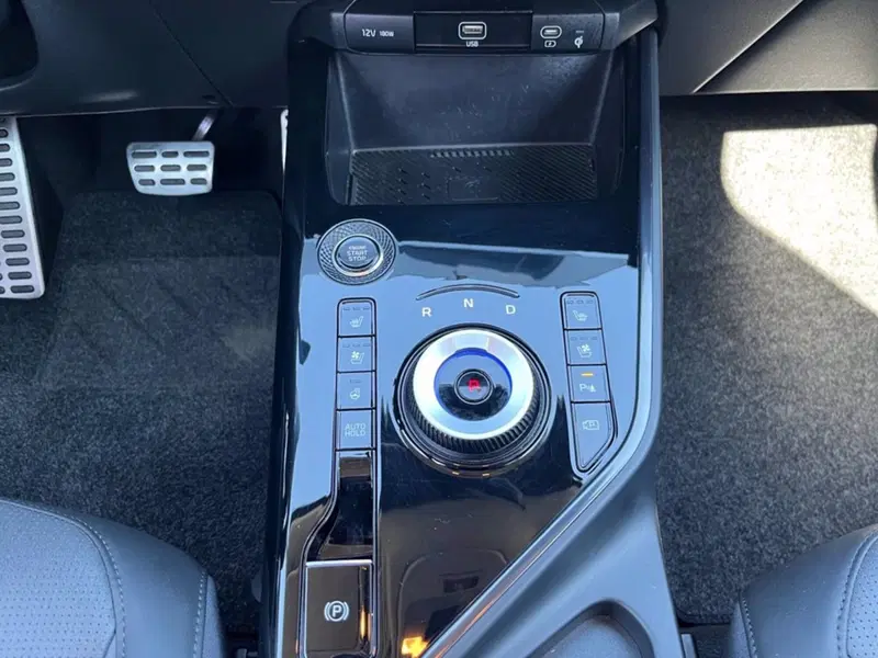 Kia Niro usata a Milano (15)